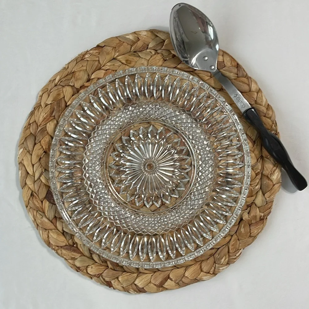 Williams Sonoma Crystal 11” Round Serving Plate – Elegant Entertaining